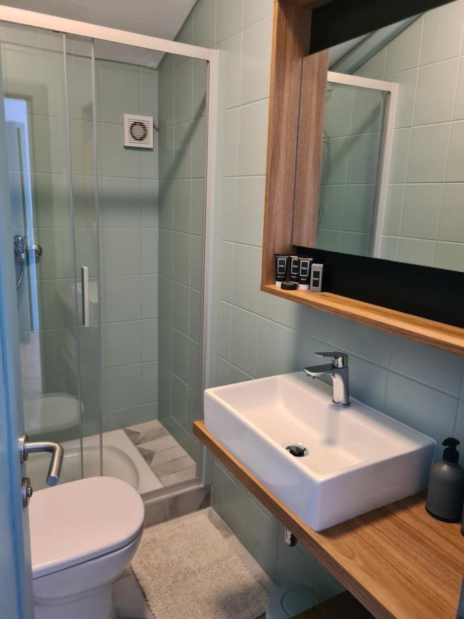 Apartment & Rooms Roza Peroj Pokoj fotografie